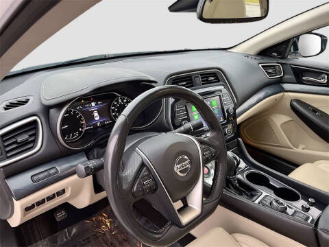 2022 Nissan Maxima 3.5 Platinum