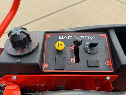 Bad Boy MZ Rambler 42