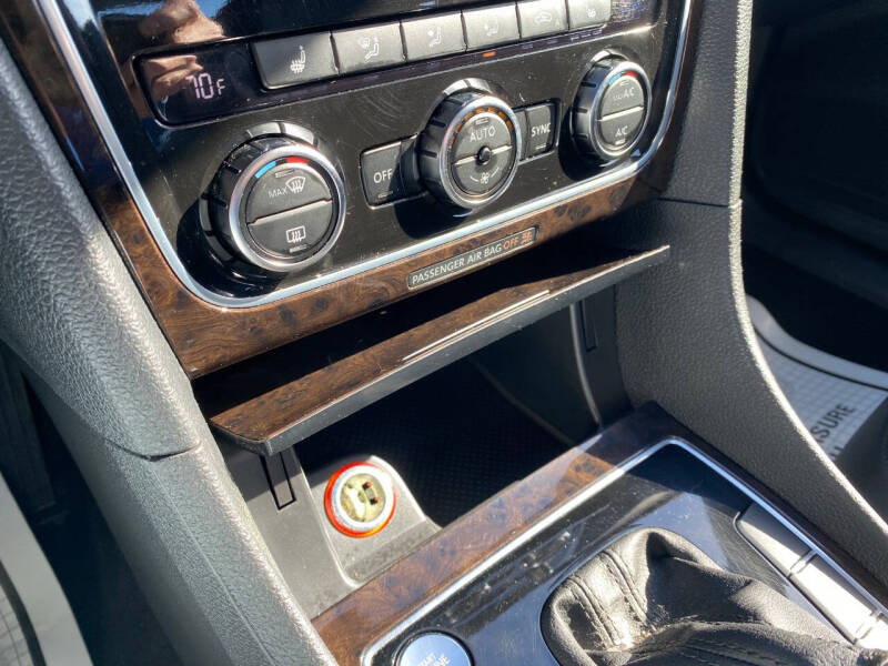 2014 Volkswagen Passat 2.0L TDI SEL Premium