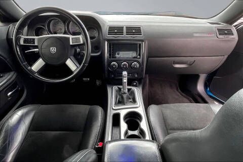 2010 Dodge Challenger SRT8