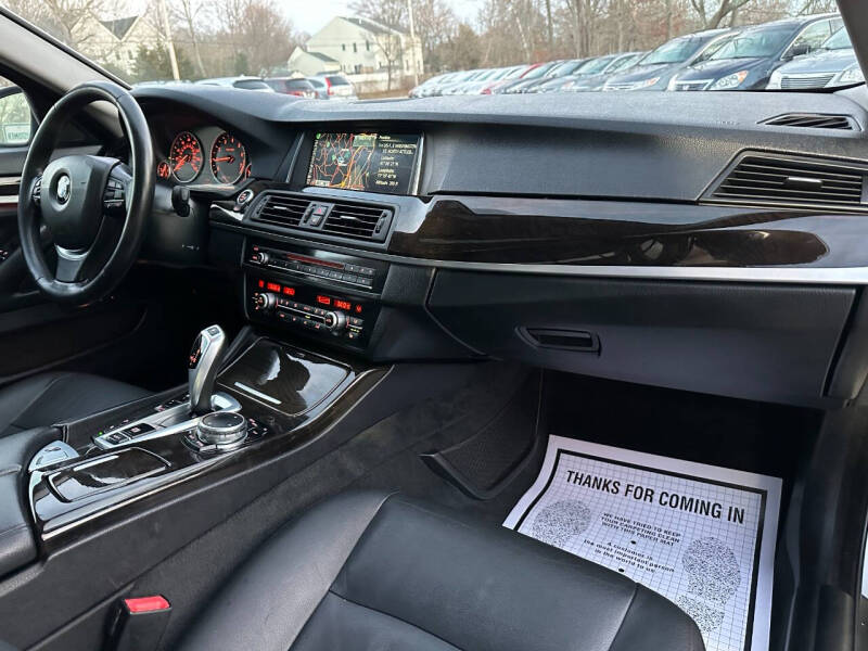 2015 BMW 5 Series 528i xDrive