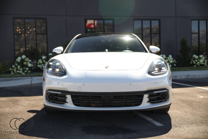 2018 Porsche Panamera