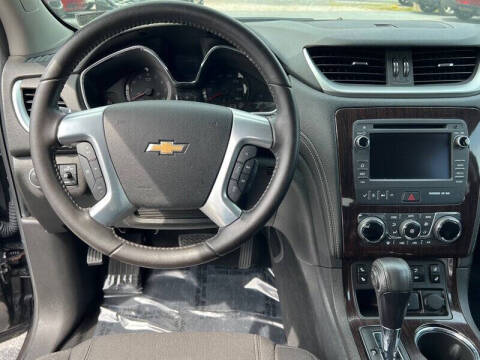 2017 Chevrolet Traverse LT