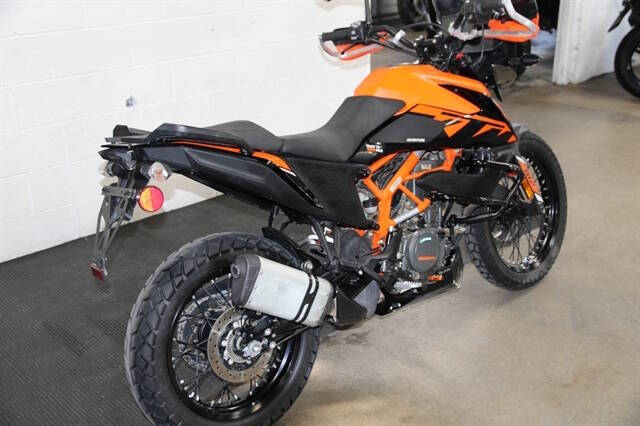 2024 KTM 390 Advent