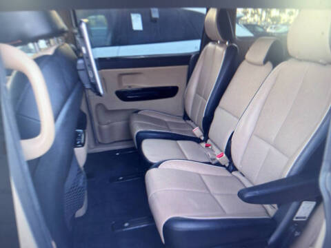 2019 Kia Sedona SX