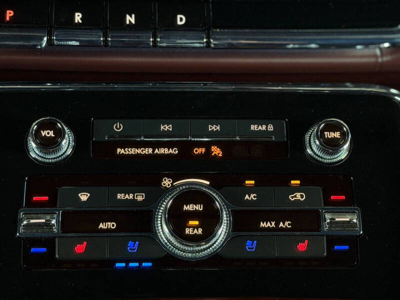 2020 Lincoln Navigator L Black Label