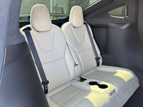 2022 Tesla Model X Plaid