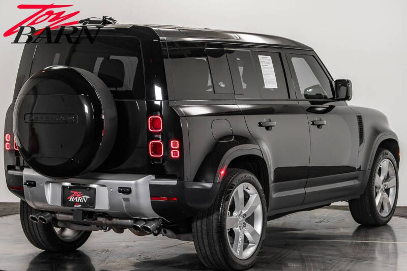 2024 Land Rover Defender 110 V8 P500 SE