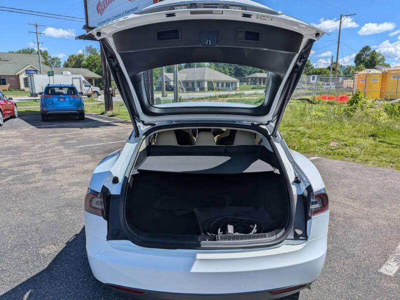 2015 Tesla Model S