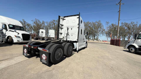 2023 Freightliner Cascadia