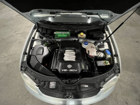 2000 Volkswagen Passat GLX V6