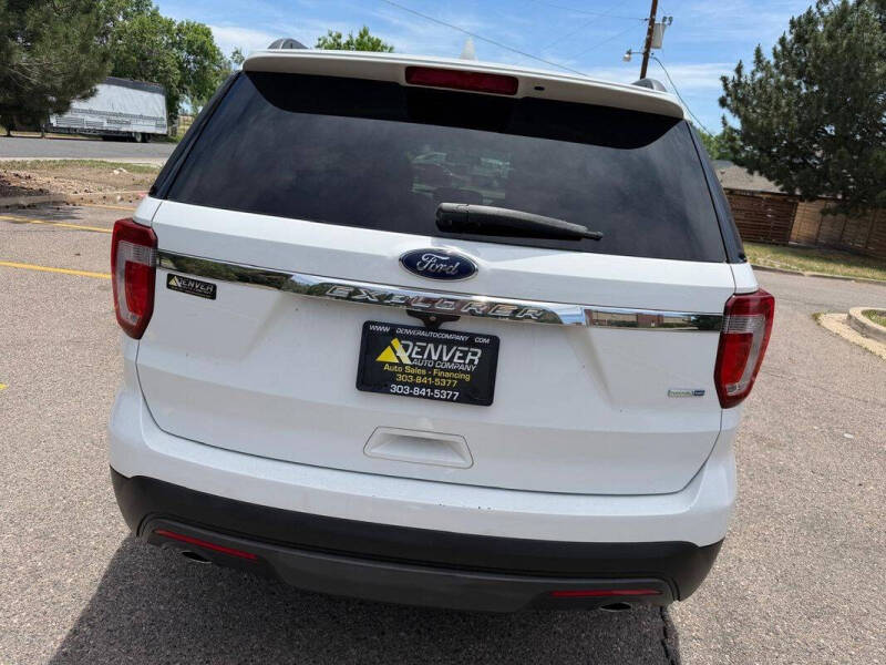 2016 Ford Explorer