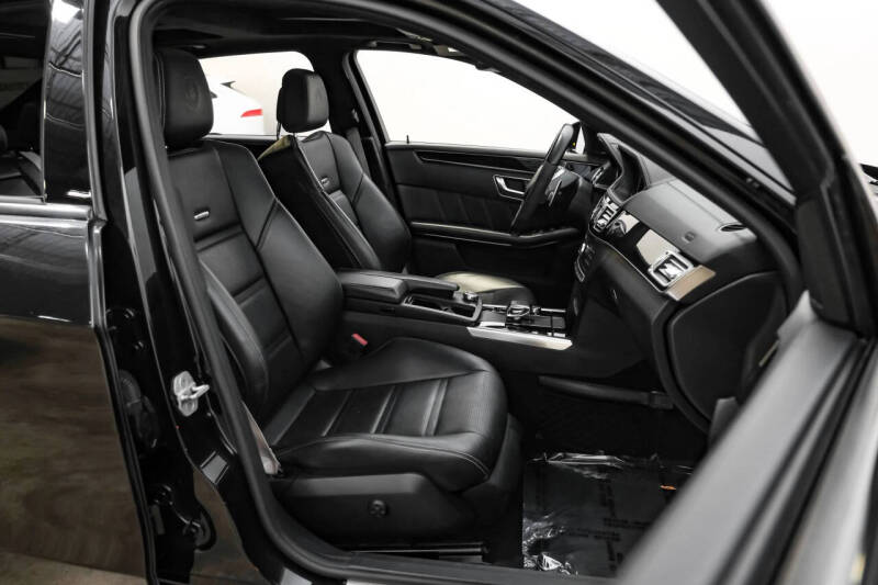 2016 Mercedes-Benz E-Class AMG E 63 S