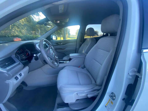 2017 GMC Acadia SLE-1