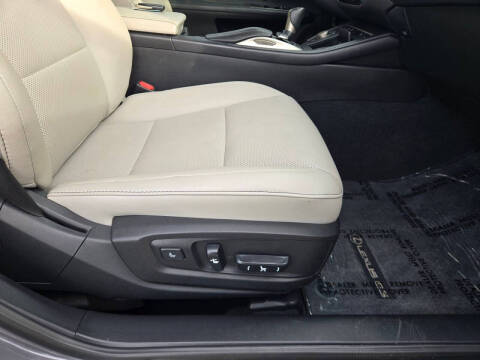 2017 Lexus ES 350