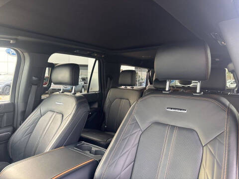 2024 Ford Expedition MAX Platinum