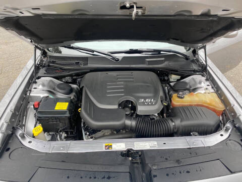 2013 Dodge Challenger SXT