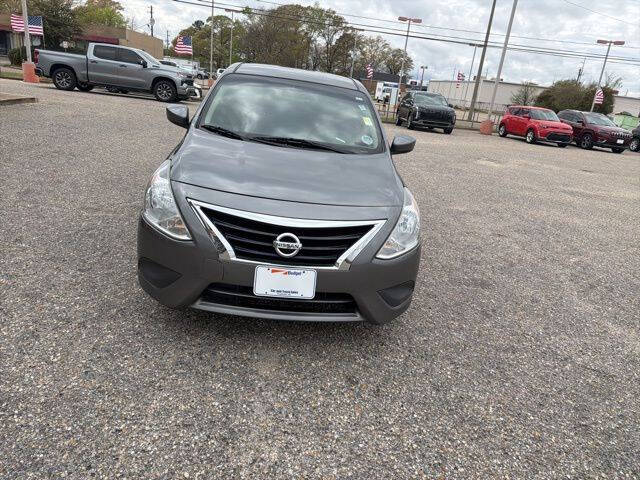 2018 Nissan Versa