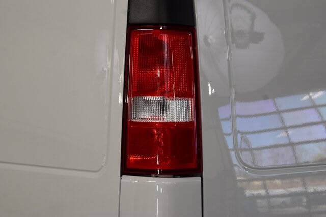 2025 Chevrolet Express 2500