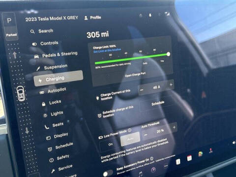 2023 Tesla Model X Standard Range