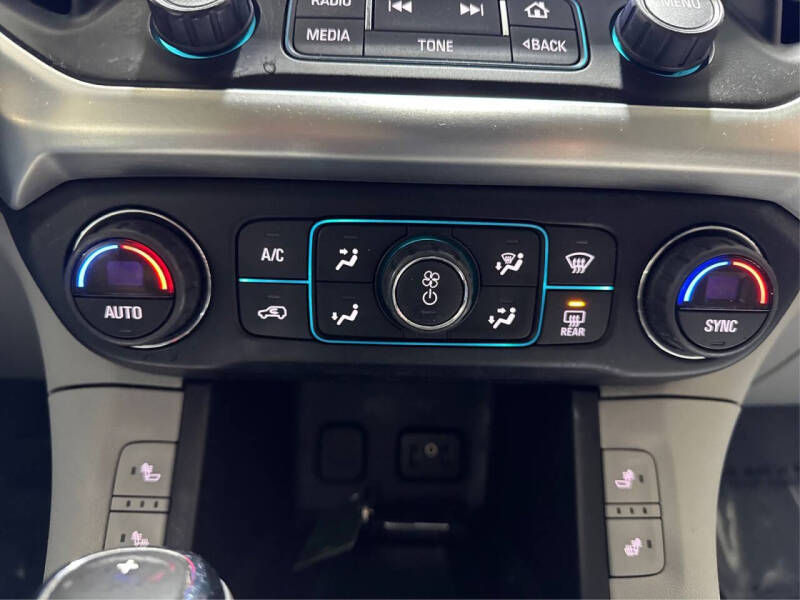 2017 GMC Acadia SLT-1