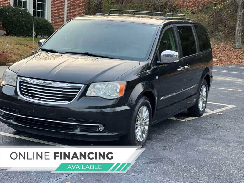 2014 Chrysler Town & Country Touring-L's photo