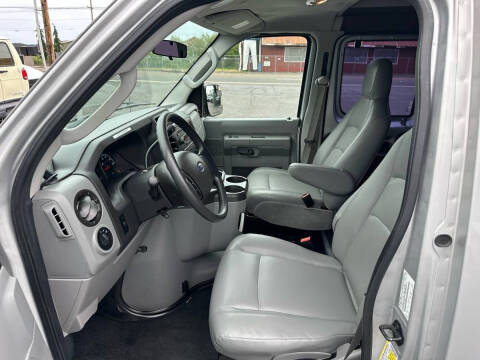 2012 Ford E-Series E-350 SD