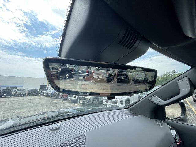 2025 Chevrolet Silverado EV RST