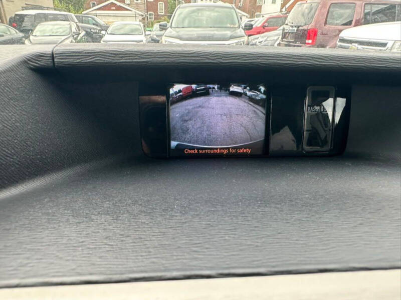 2012 Toyota Sienna SE 8-Passenger