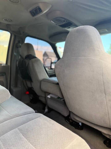 2003 Ford Excursion XLT