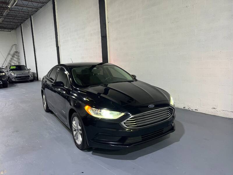 2018 Ford Fusion Hybrid for sale at Lamberti Auto Collection in Plantation FL