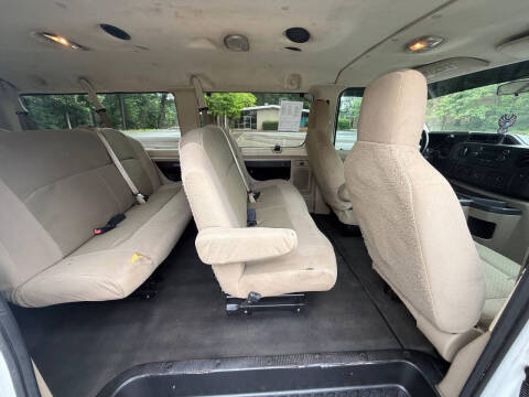 2010 Ford E-Series E-350 SD XL