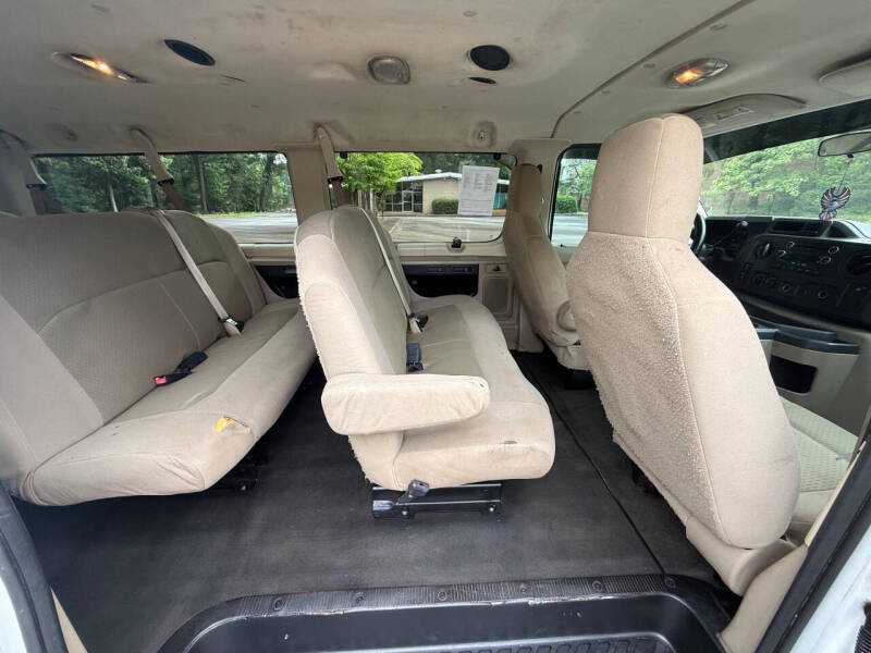 2010 Ford E-Series E-350 SD XL