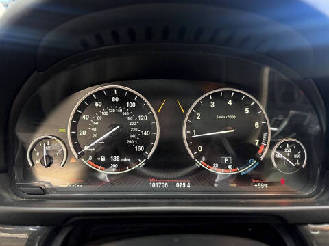 2012 BMW 5 Series 550i