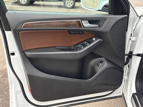 2015 Audi Q5 2.0T quattro Premium Plus