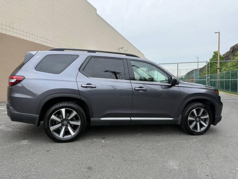 2023 Honda Pilot Touring
