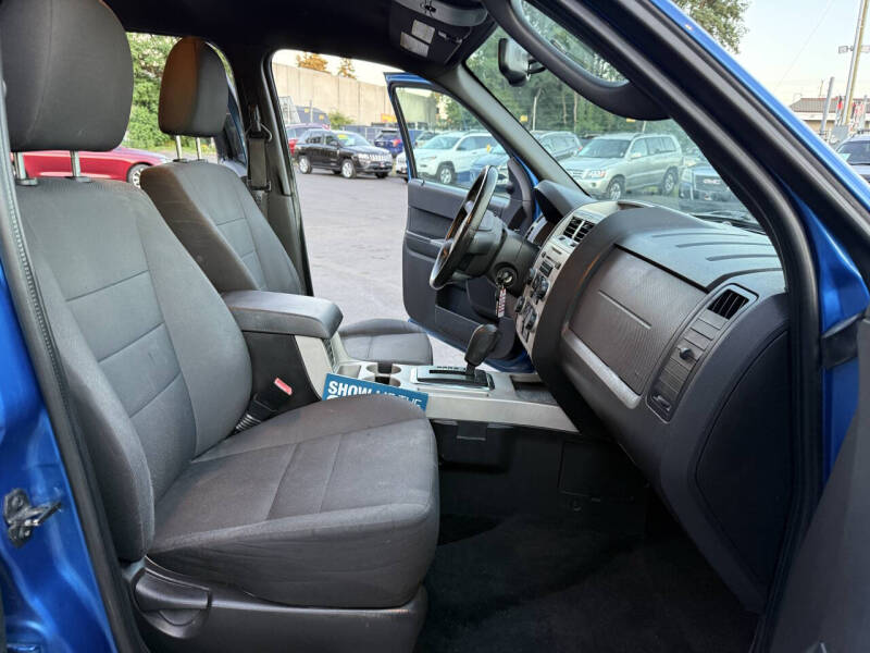 2011 Ford Escape XLT