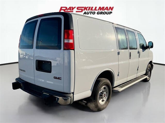 2024 GMC Savana 2500