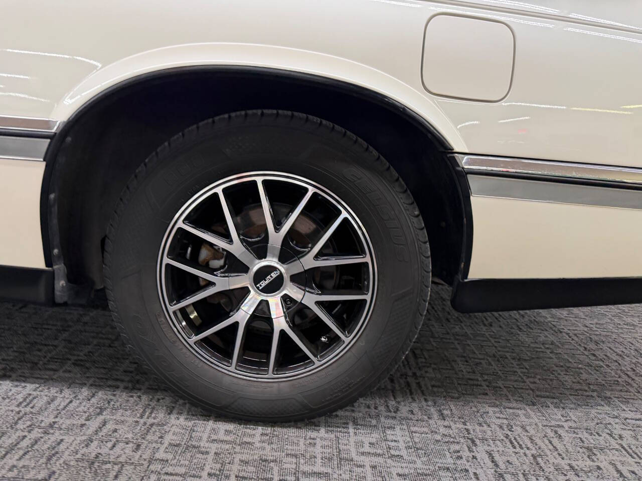 1993 Cadillac Eldorado 46
