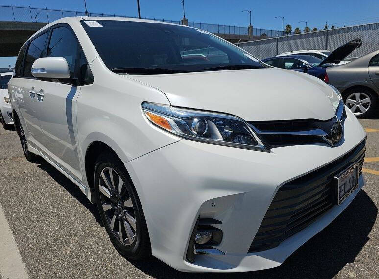 2018 Toyota Sienna