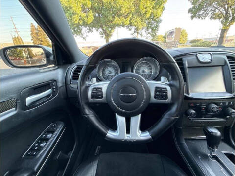 2012 Chrysler 300 SRT8
