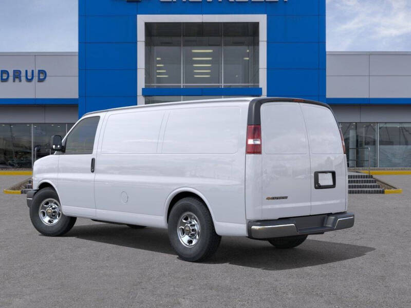 2026 Chevrolet Express 3500