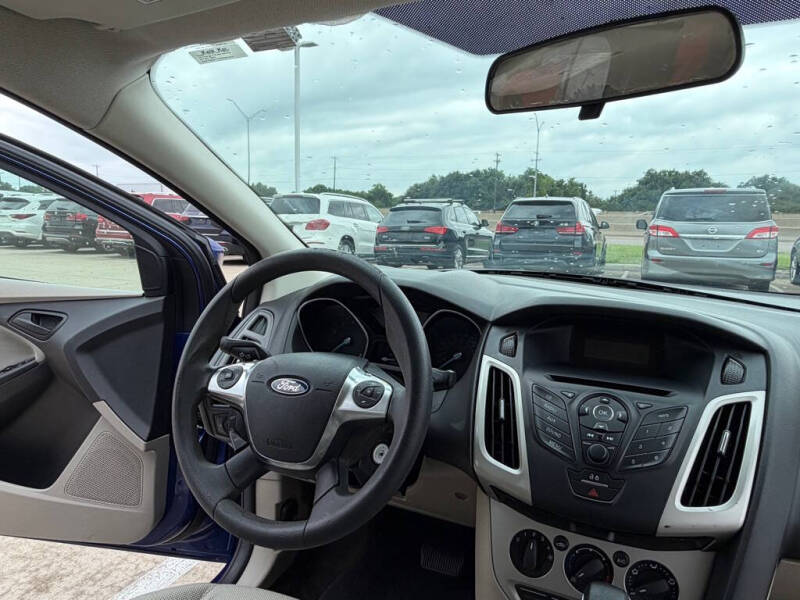 2012 Ford Focus SE