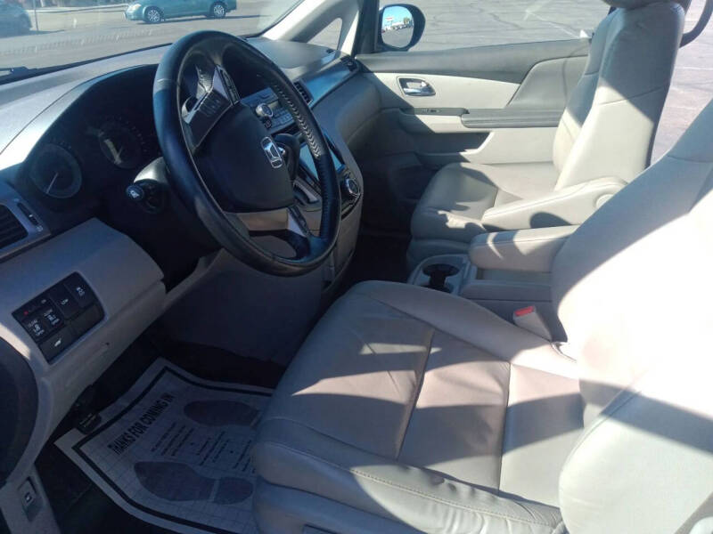 2015 Honda Odyssey EX-L - Photo 12