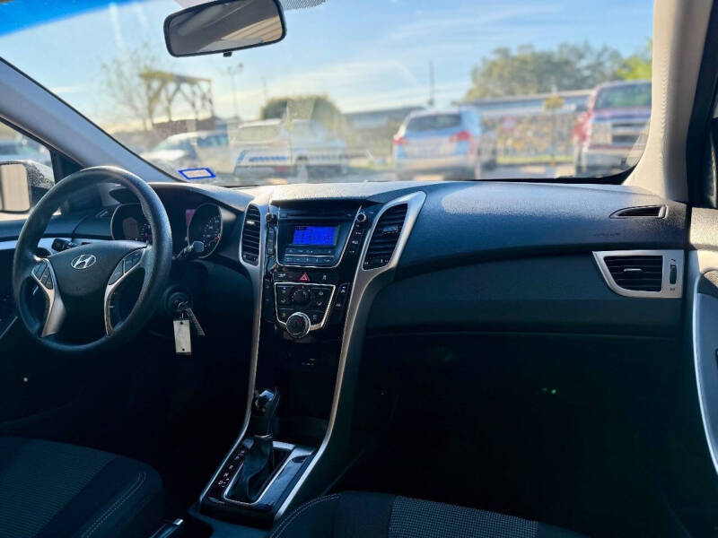 2017 Hyundai Elantra GT