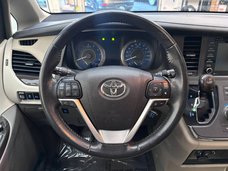 2019 Toyota Sienna