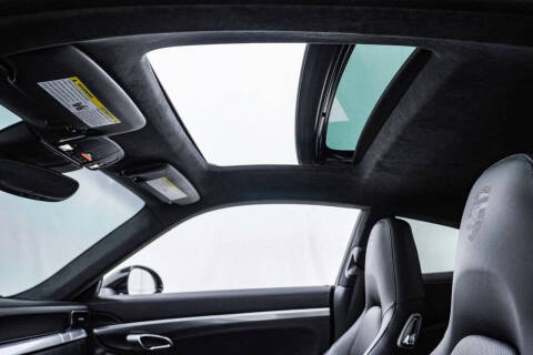 2017 Porsche 911 Carrera