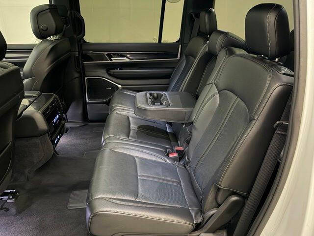 2024 Jeep Wagoneer