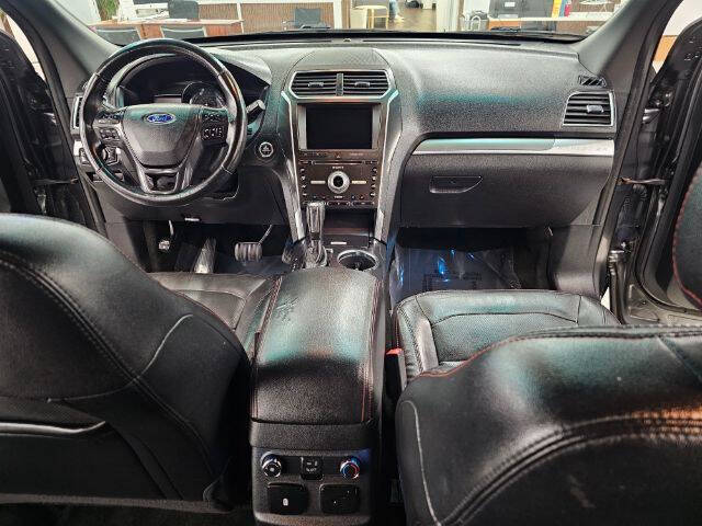 2016 Ford Explorer Sport