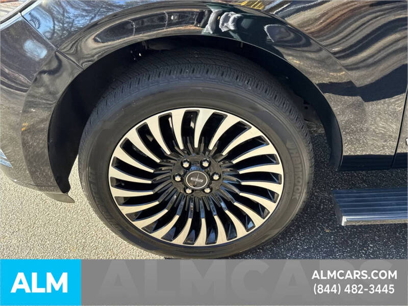 2021 Lincoln Navigator Black Label